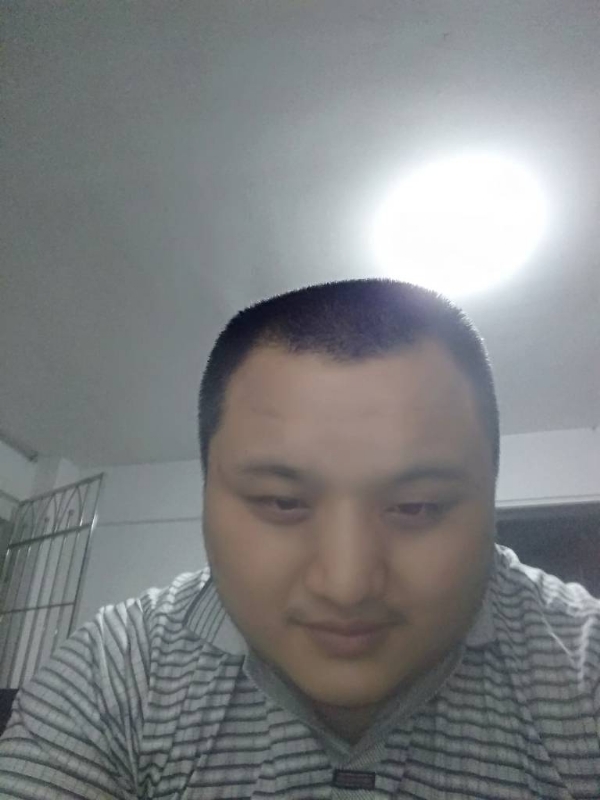 我在机场等艘船的第一张照片--古田征婚网