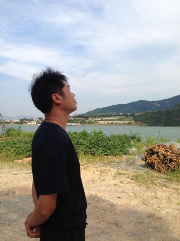 雾里看花的第一张照片--古田征婚网