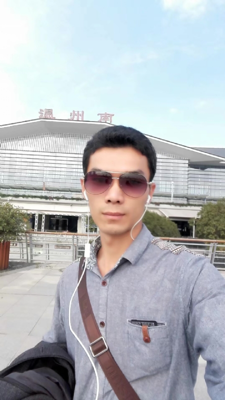 错把真心喂了狗的第三张照片--古田征婚网