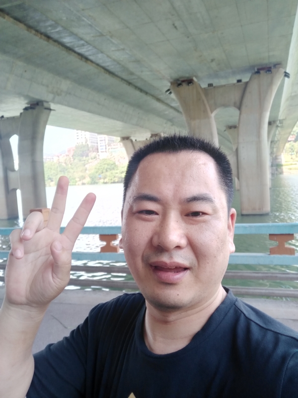 上人的第一张照片--古田征婚网