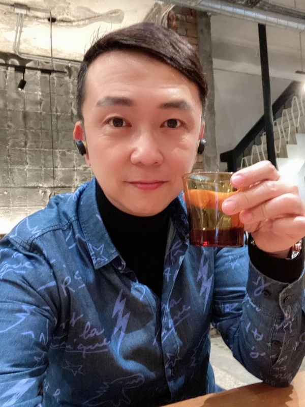 陈道明的第二张照片--古田征婚网