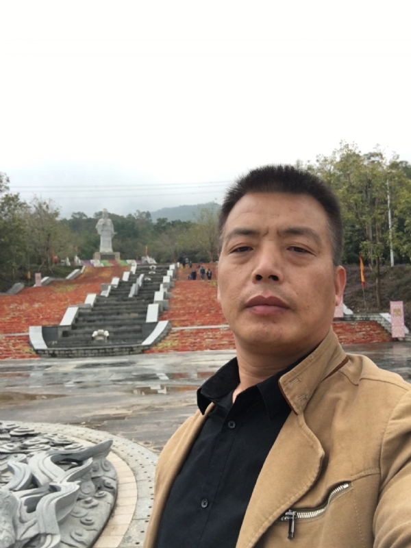 开心的松鼠的第二张照片--古田征婚网