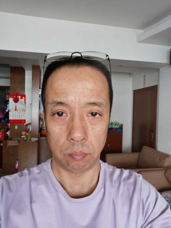 萨博的第一张照片--古田征婚网