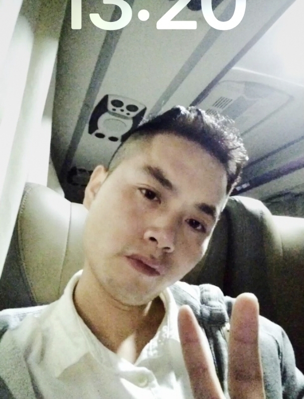 飞扬蓝天的第一张照片--古田征婚网