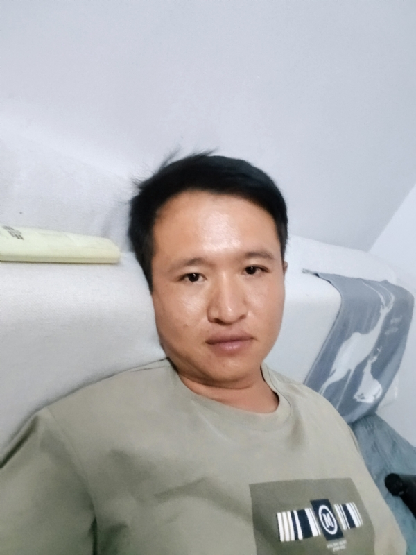 陌生人的第三张照片--古田征婚网