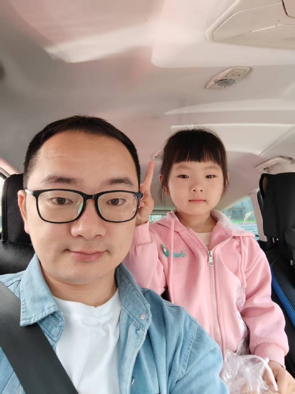 知天晓的第一张照片--古田征婚网